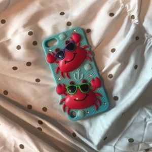 A Silicon Crab case for ipod 5-6 generation.